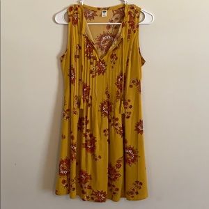 Women’s Old Navy Sundress ~ Cute ~ size S/P